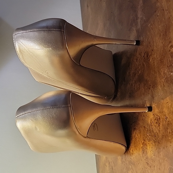 GUESS ANKLE BOOTIES - Picture 5 of 12